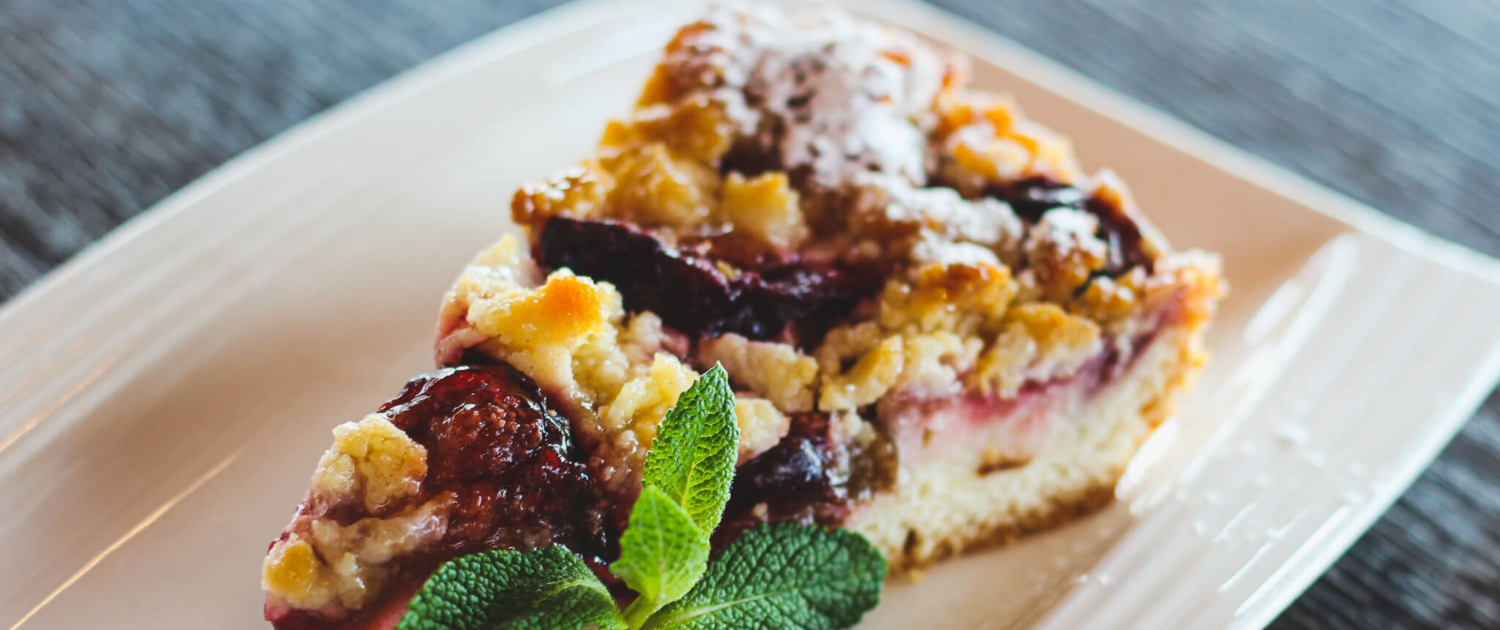 Frischer Zwetschgenkuchen